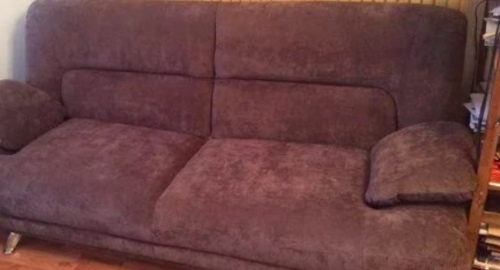 Замена обивки дивана на дому. Русско-Высоцкое