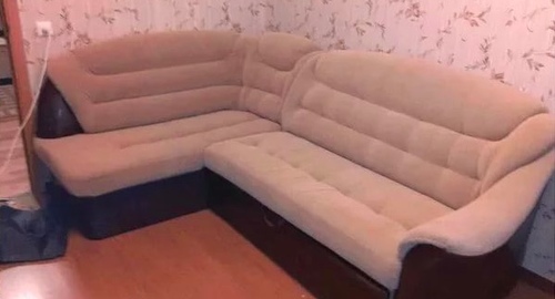 Перетяжка углового дивана. Русско-Высоцкое